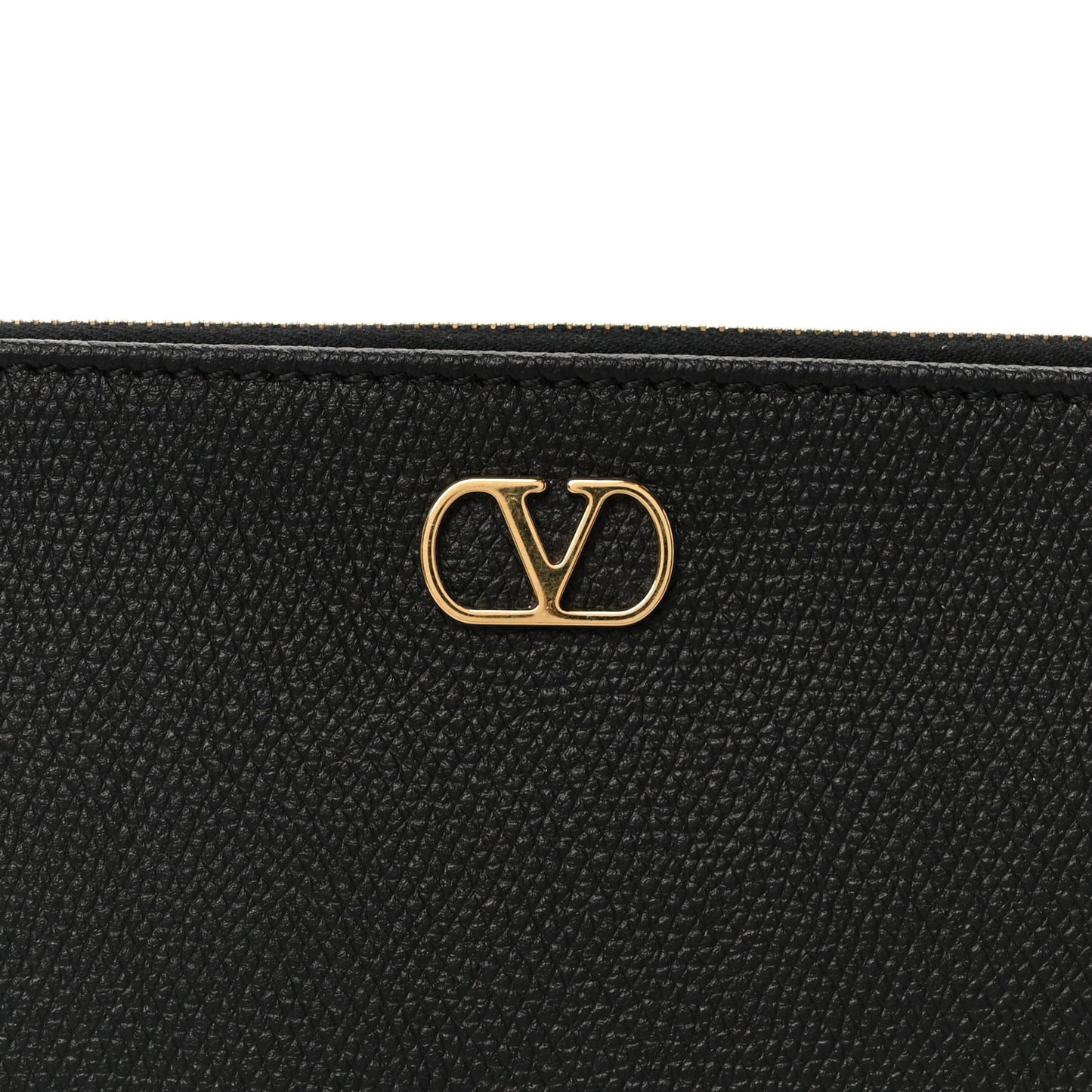 Grainy Calfskin Vlogo Medium Flat Pouch Black
