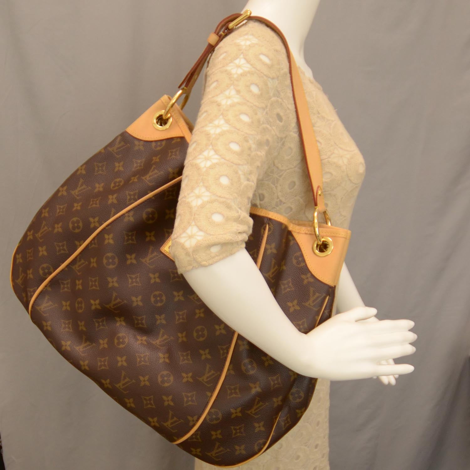 Louis Vuitton Monogram Galliera GM 2 of 8