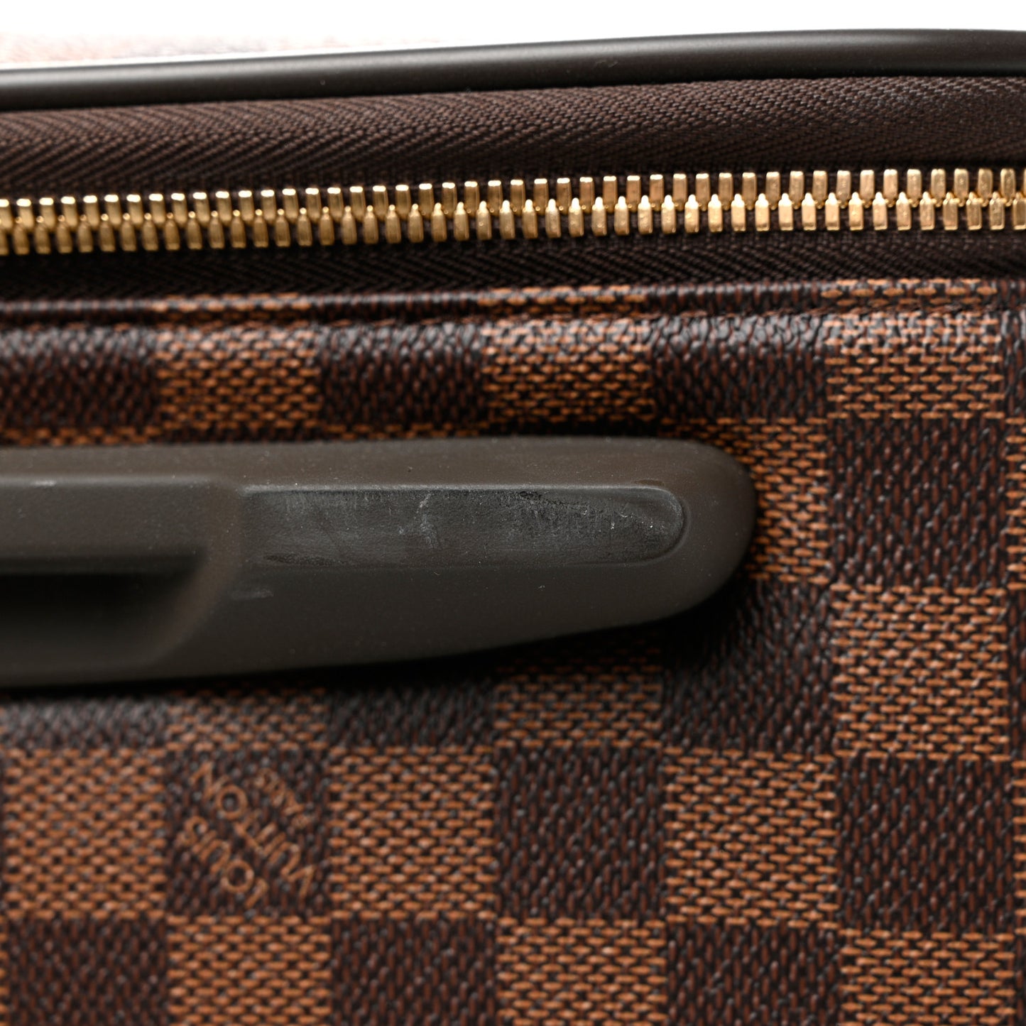 Damier Ebene Pegase Light 55