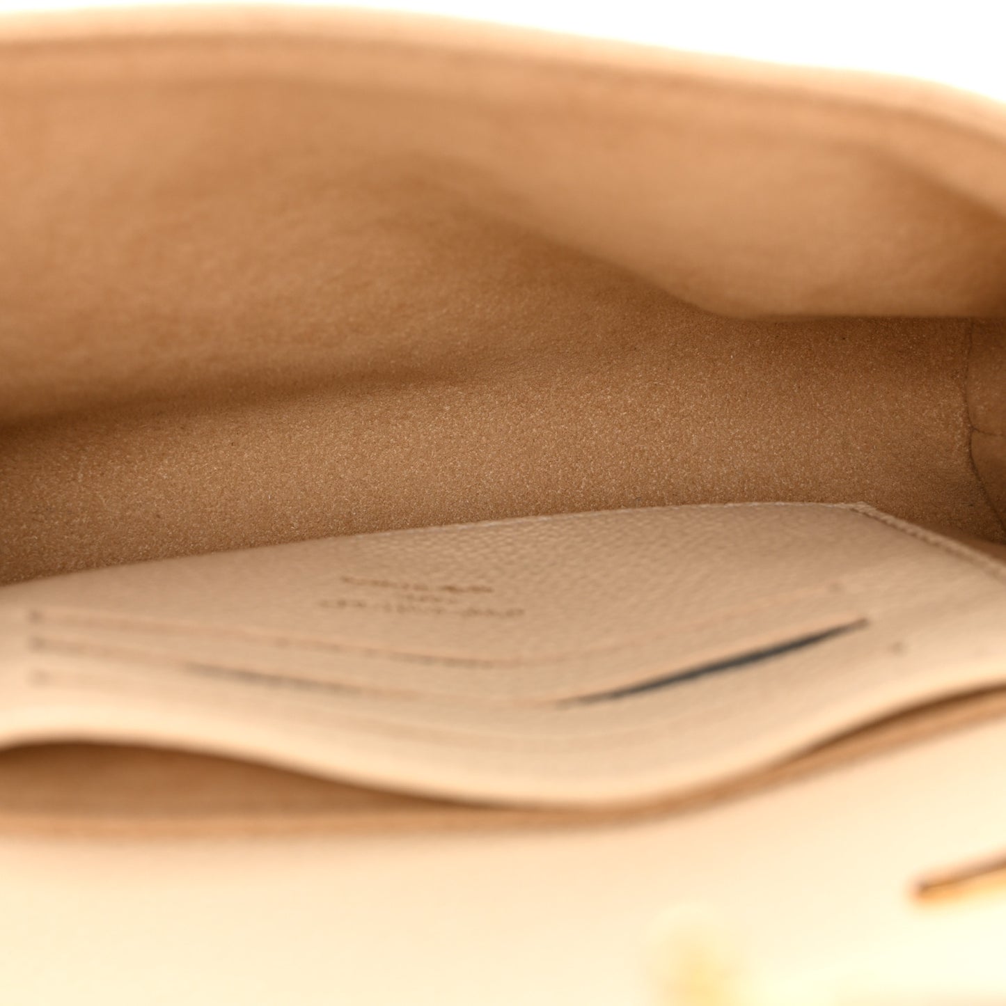 Empreinte Monogram Nano Madeleine Creme