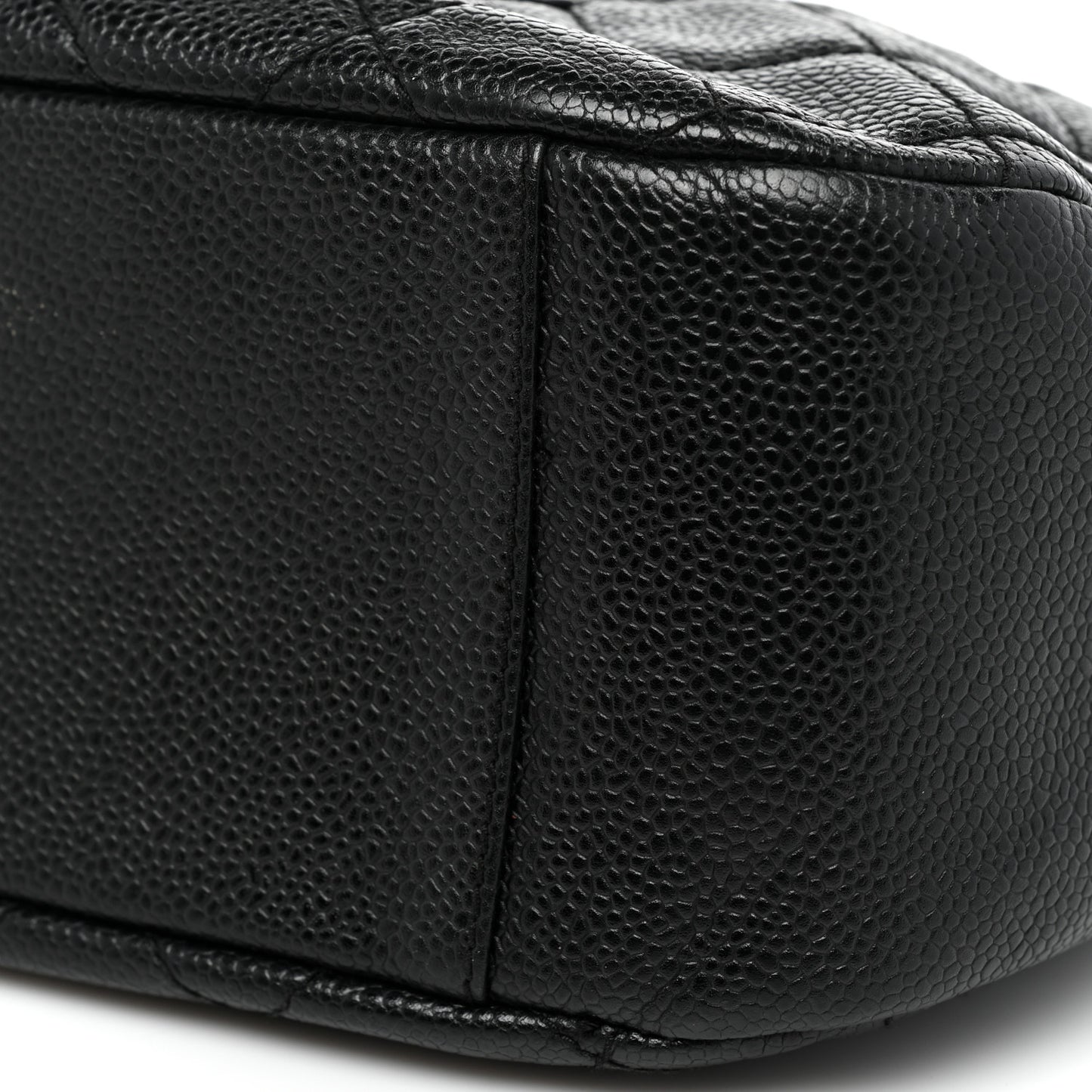 Caviar Quilted Timeless CC Shoulder Bag Black