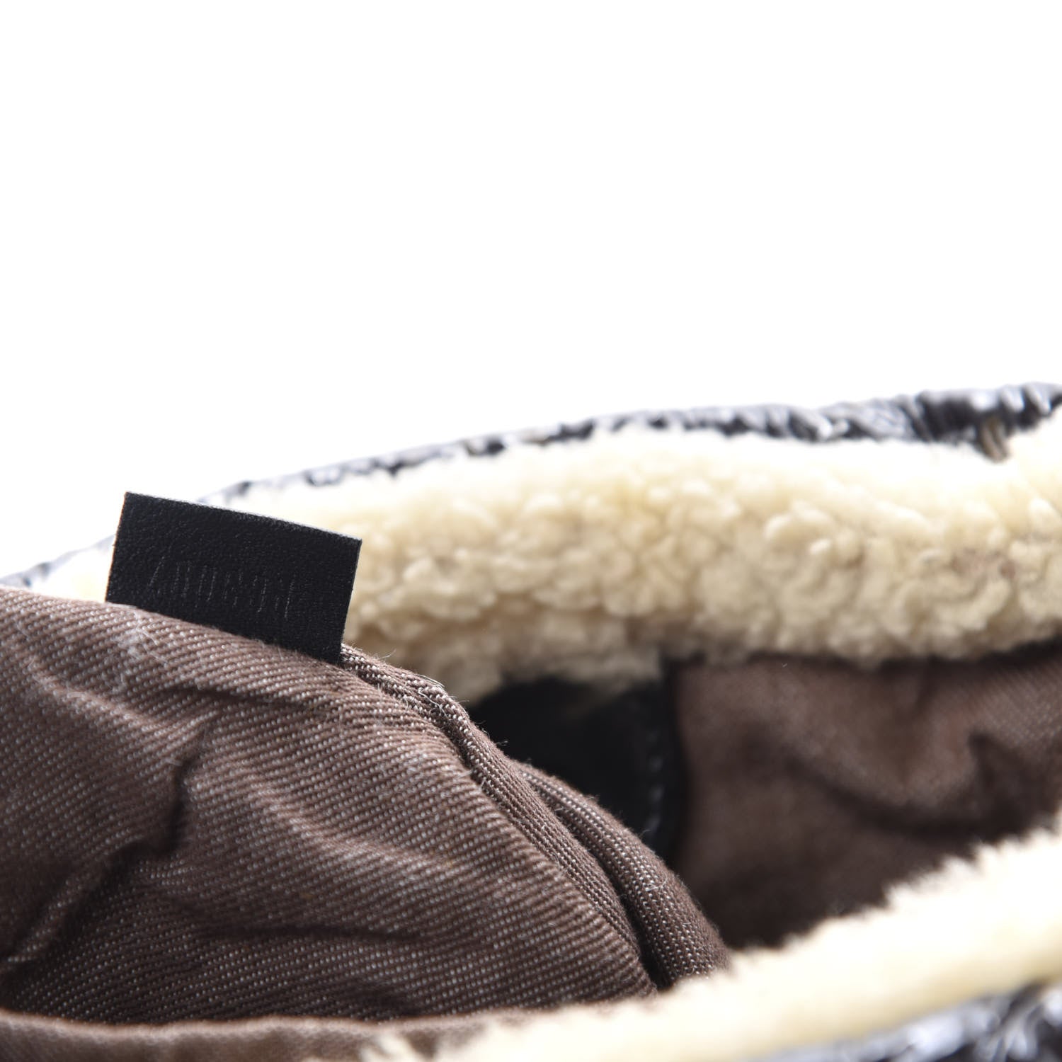 Louis Vuitton Patent Monogram Shearling Sac Thunder 9 of 10