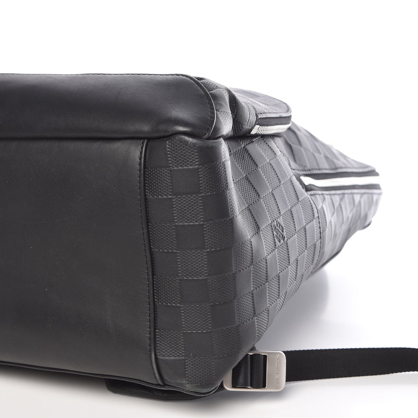 Damier Infini Avenue Backpack Onyx