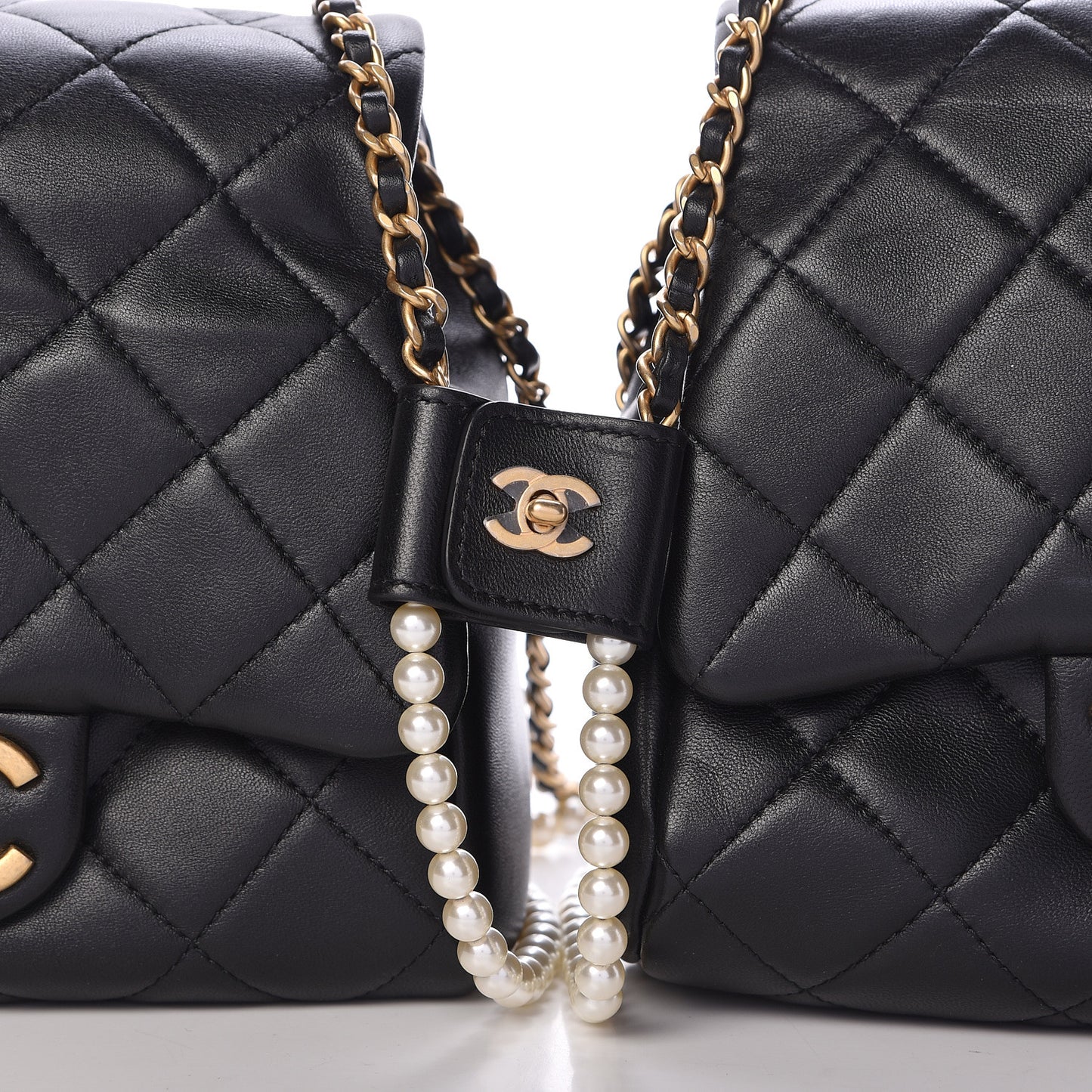 Lambskin Pearl Quilted Side Packs Black