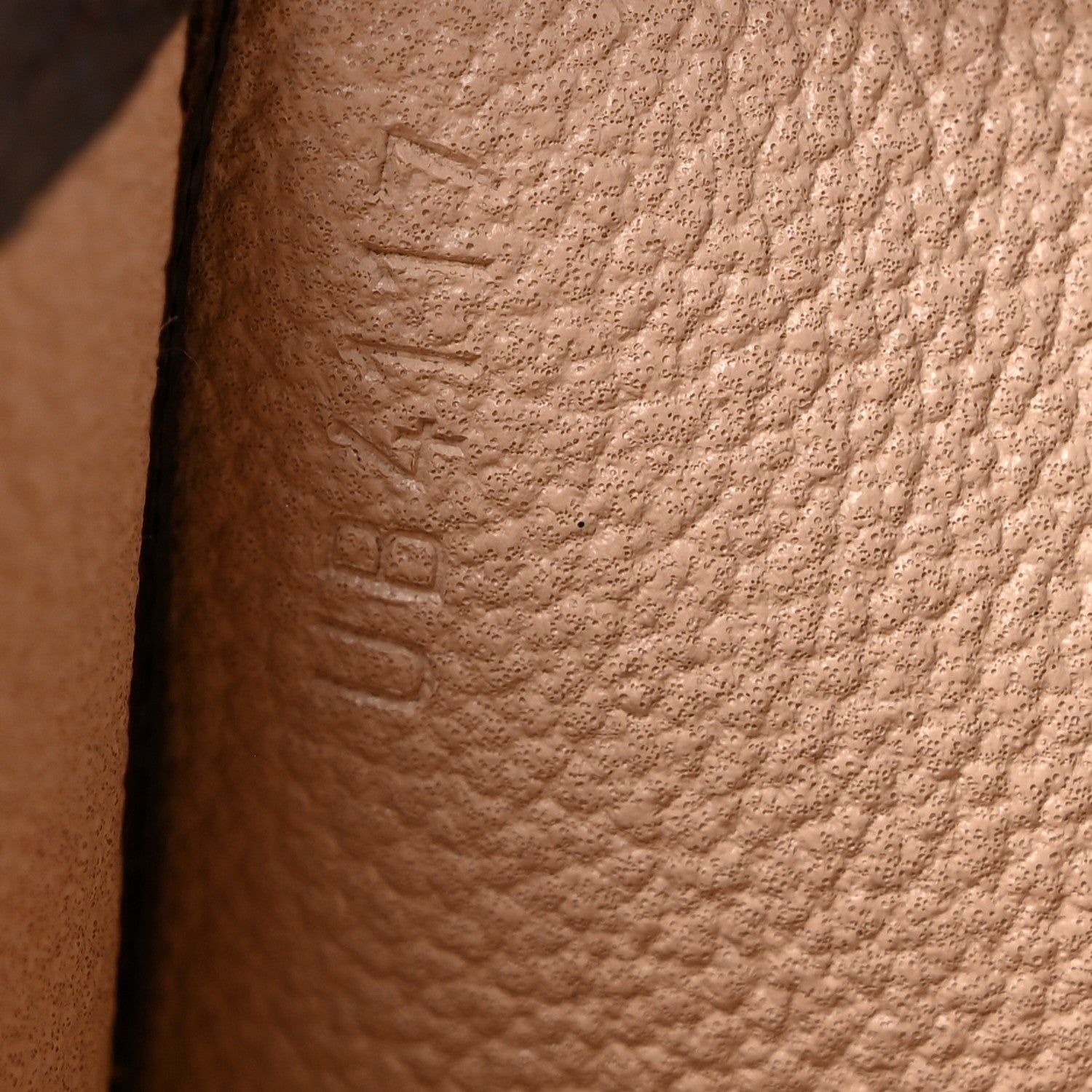 Louis Vuitton Monogram Toiletry Pouch 19 7 of 11