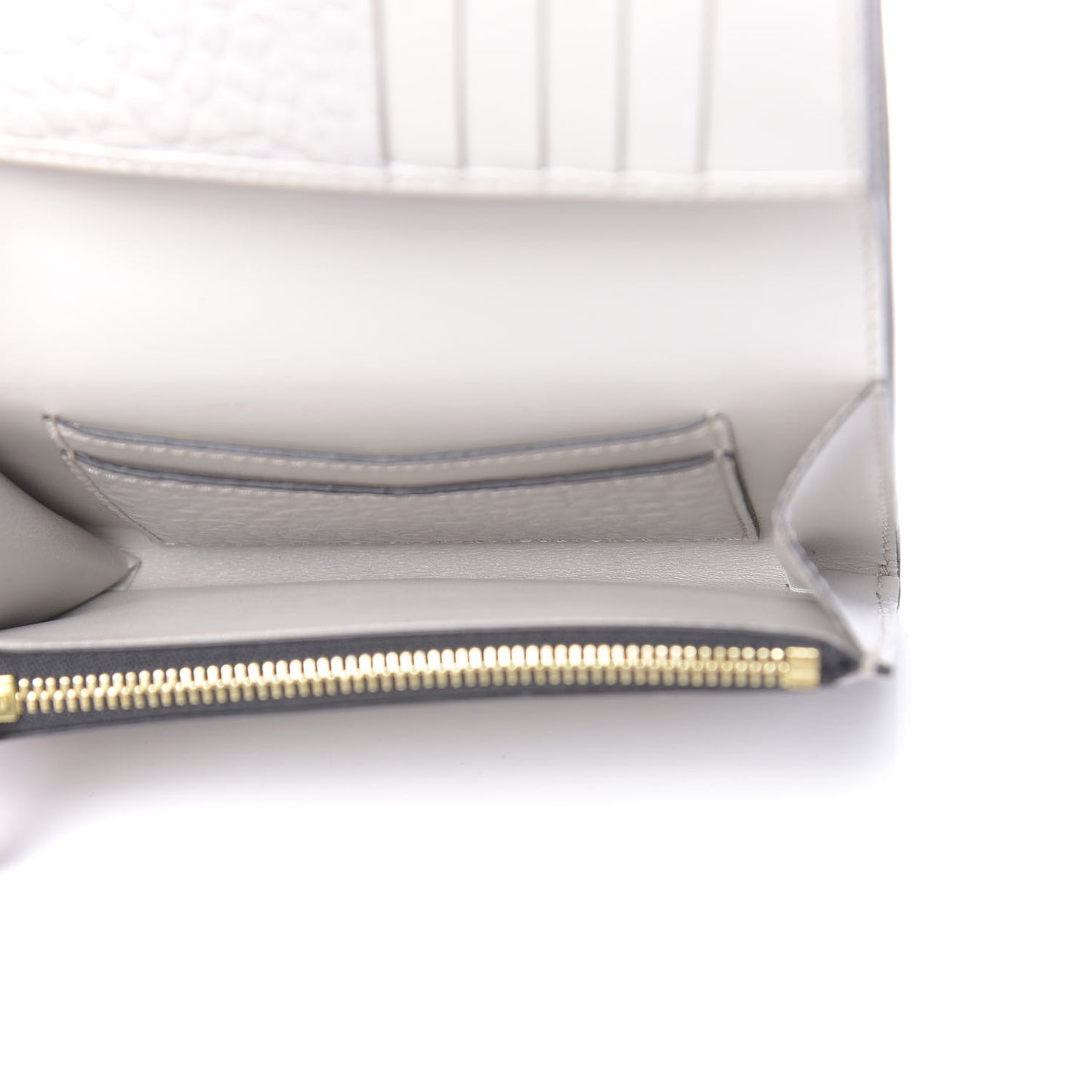 Signature Grain Calfskin Compact Wallet Stone White