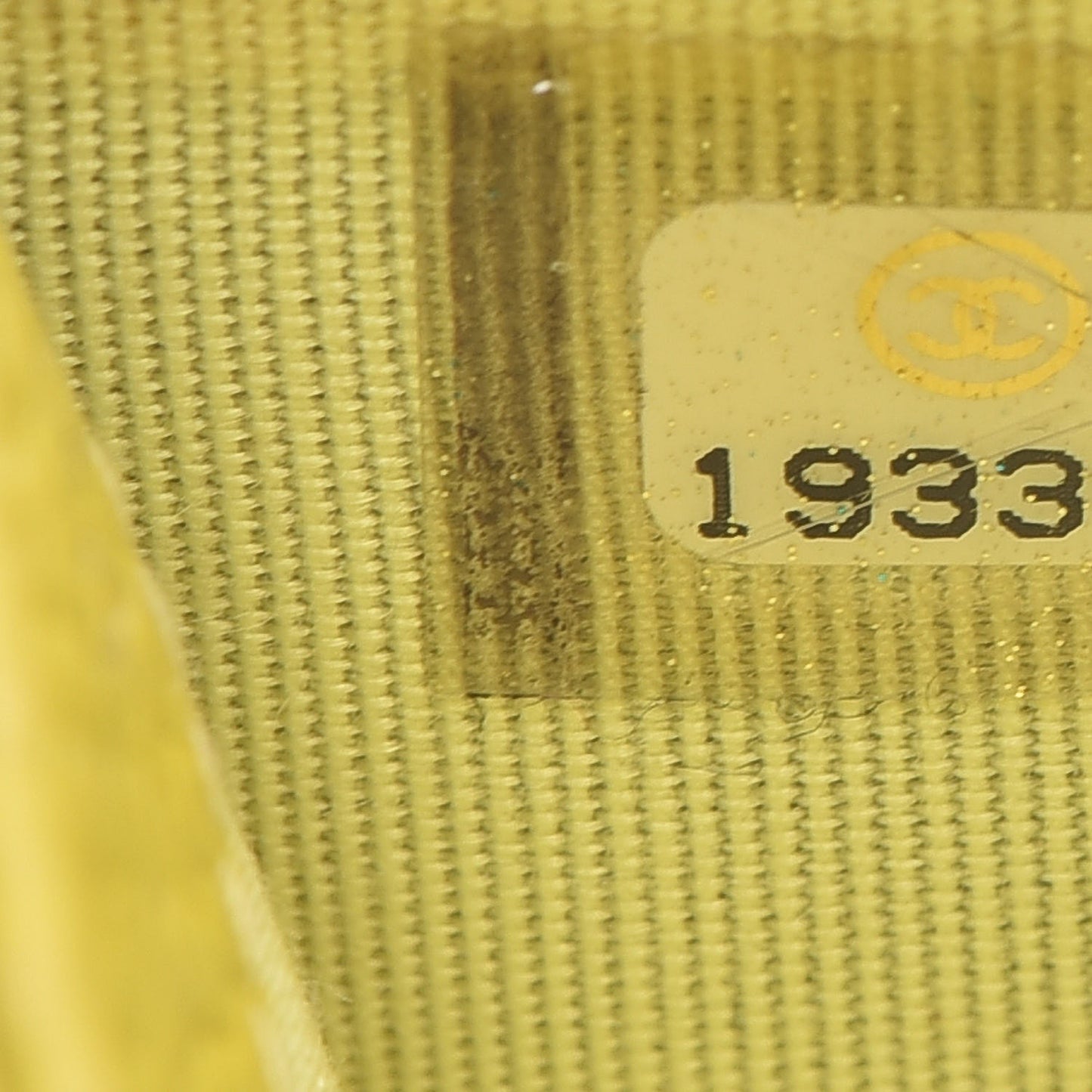 Caviar CC Timeless Card Holder Yellow