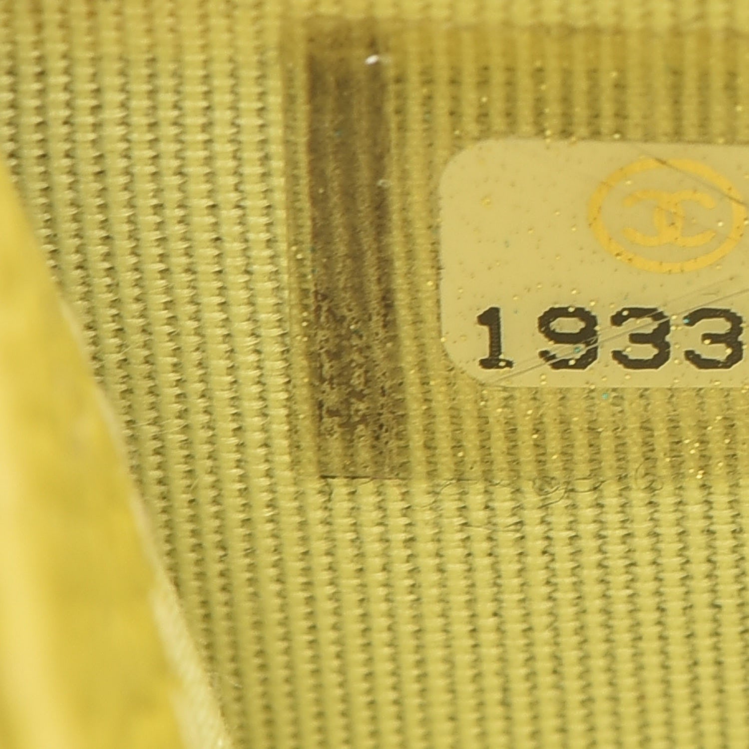 Chanel Caviar CC Timeless Card Holder Yellow 8 of 16