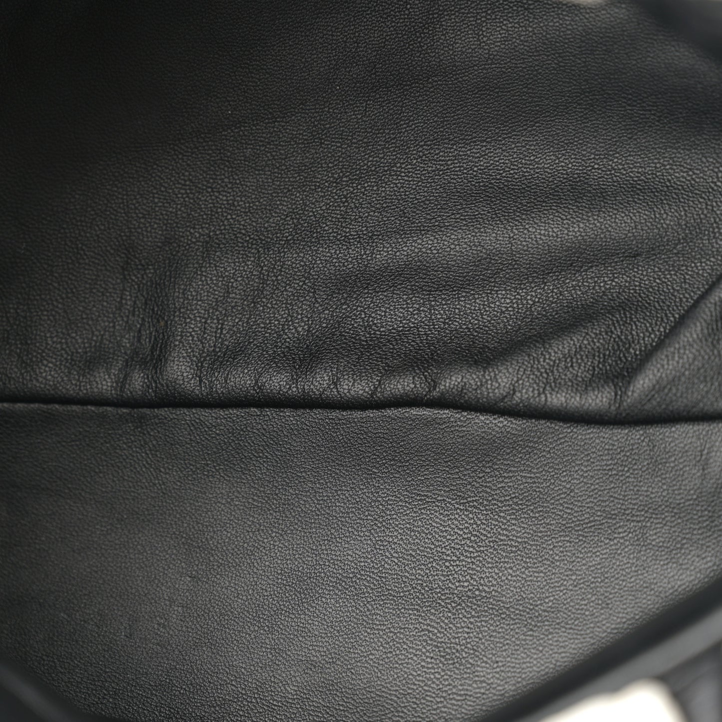 Nappa Zebra Print The Pouch Chain White Black