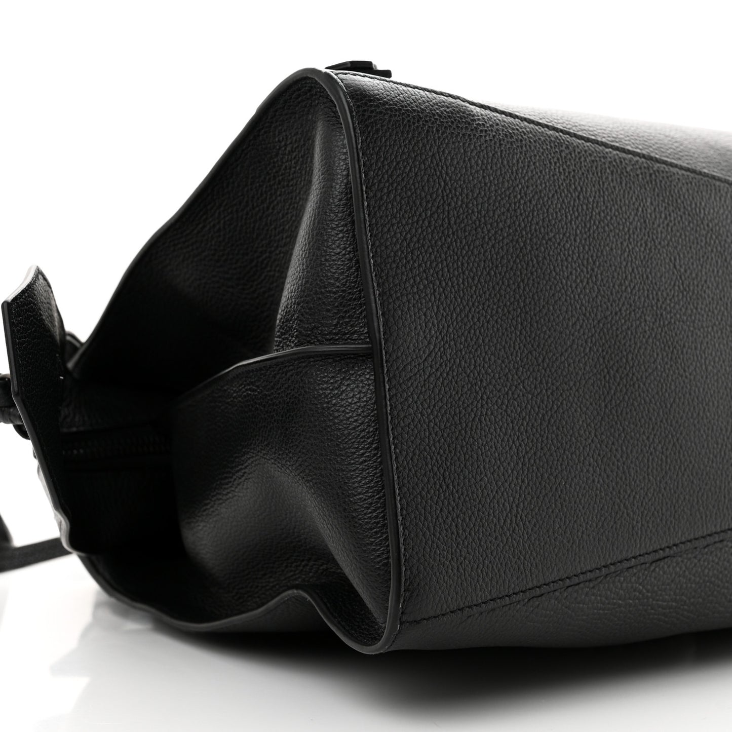 Grained Calfskin Neo Classic Black Hardware Medium City Black