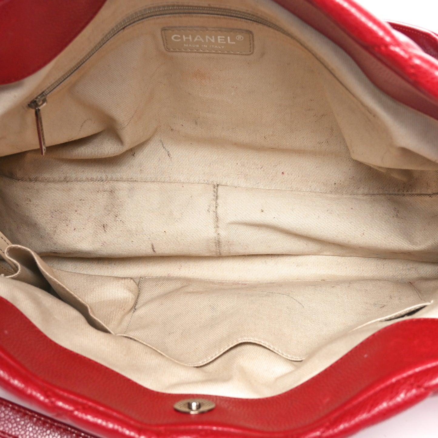 Caviar Quilted Timeless CC Soft Tote Red Red
