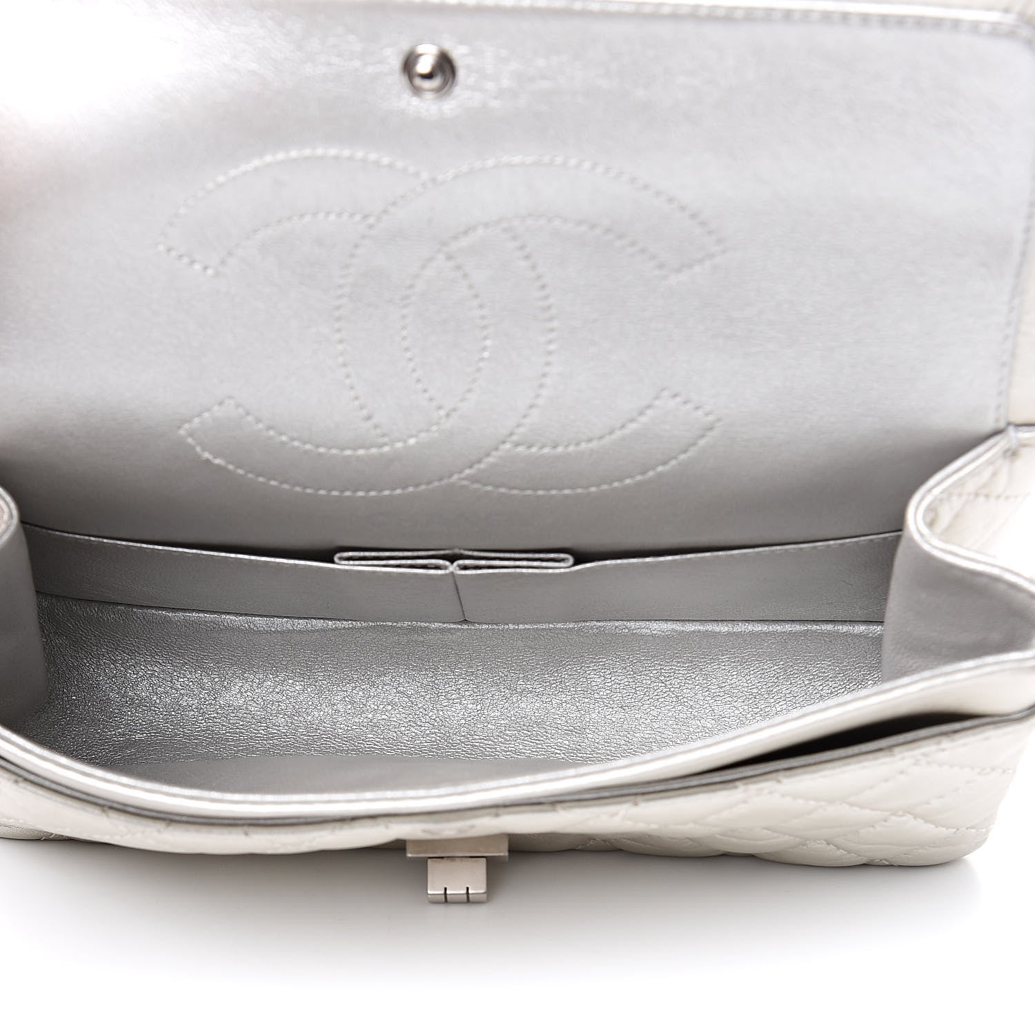Chanel Metallic Aged Calfskin 2.55 Reissue 225 Flap Silver 5 of 16