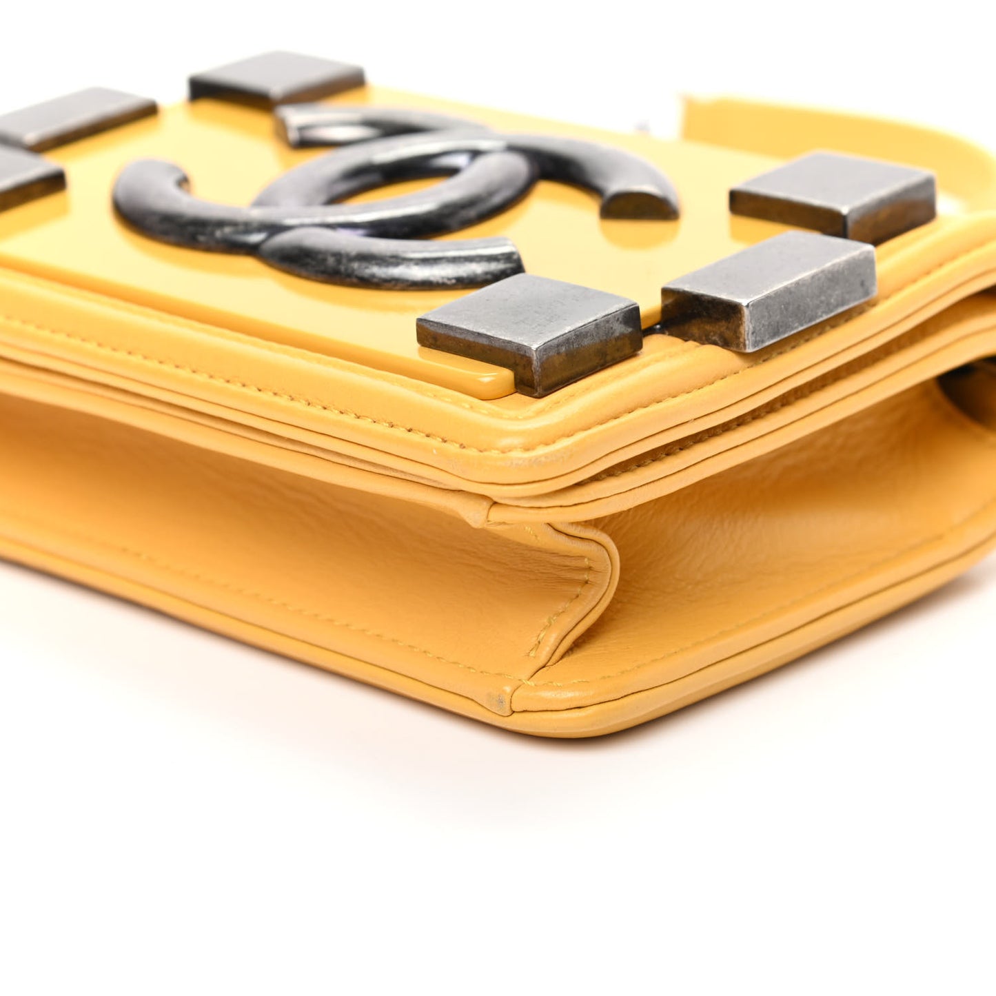Lambskin Plexiglass Boy Brick Flap Yellow