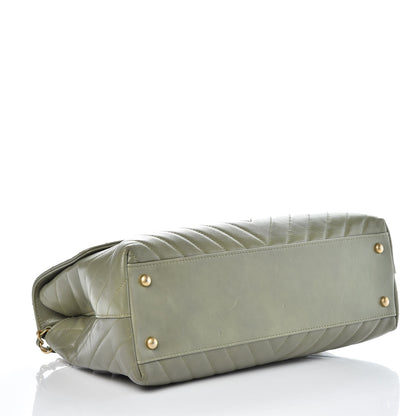 Chanel Calfskin Lizard Chevron Quilted Medium Coco Handle Flap Green 4 of 9