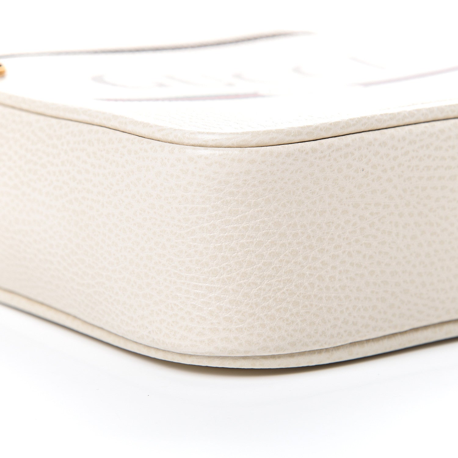 Gucci Grained Calfskin Logo Messenger Bag White 8 of 9
