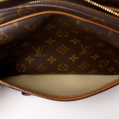 Louis Vuitton Monogram Reporter PM 8 of 13