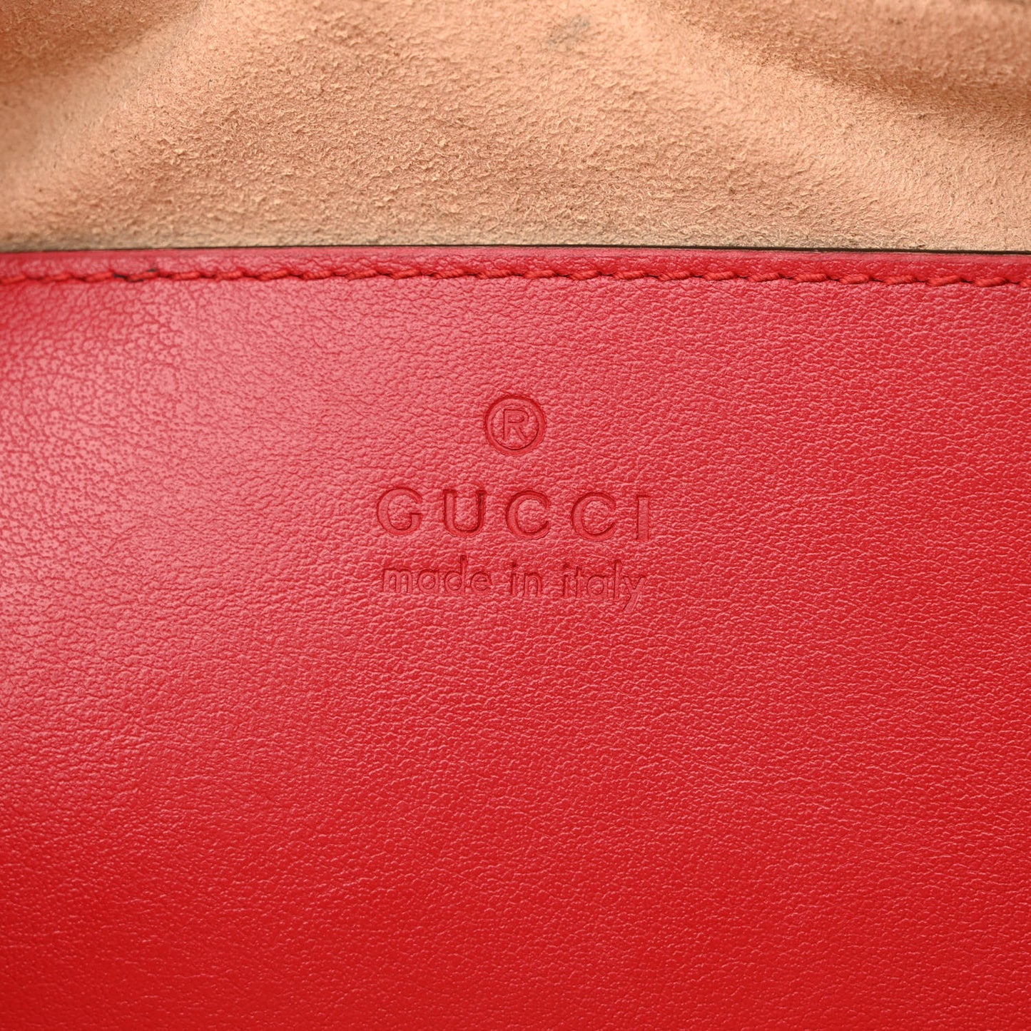 Calfskin Matelasse Small GG Marmont Chain Shoulder Bag Hibiscus Red