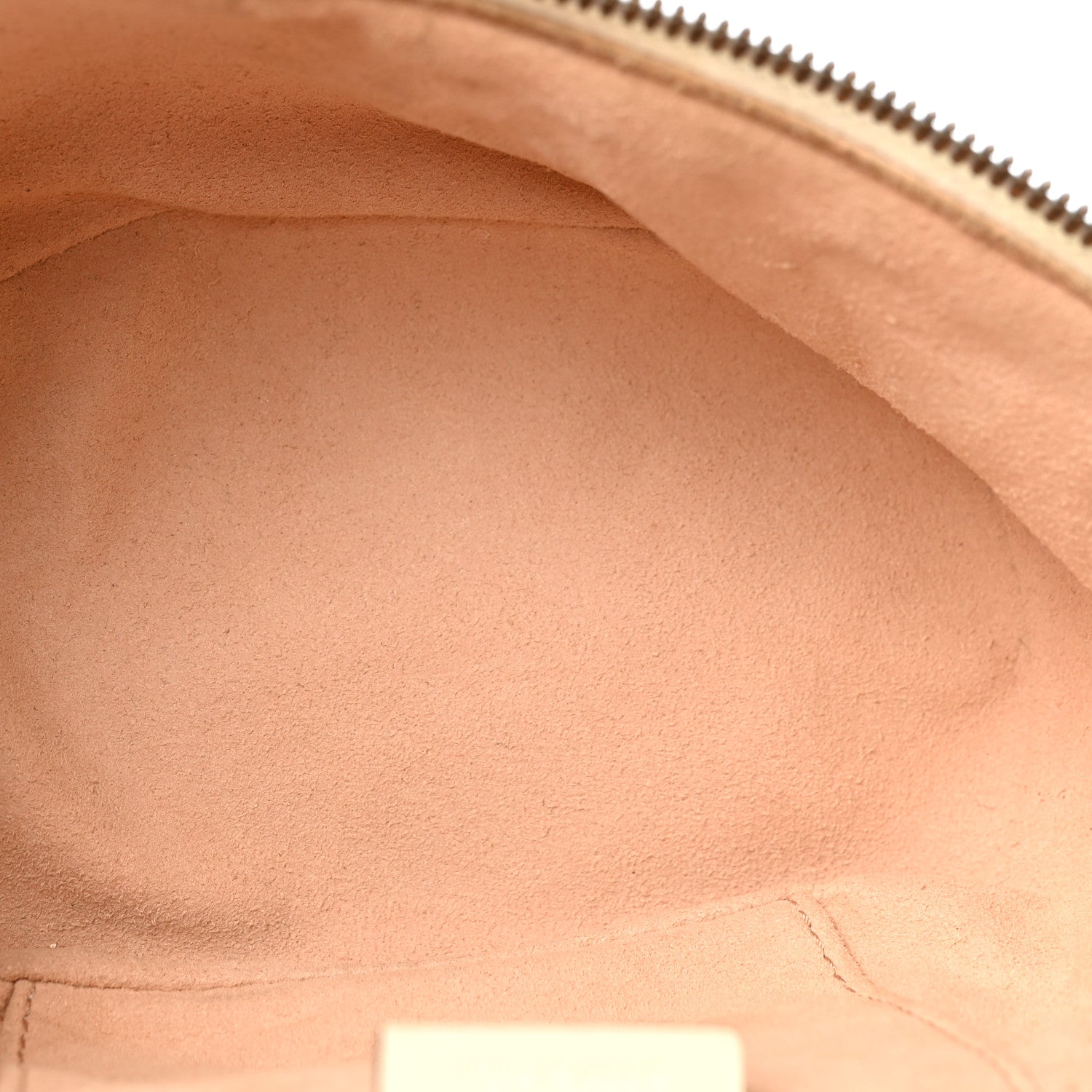 Gucci Calfskin Matelasse Mini GG Marmont Round Backpack White 5 of 13