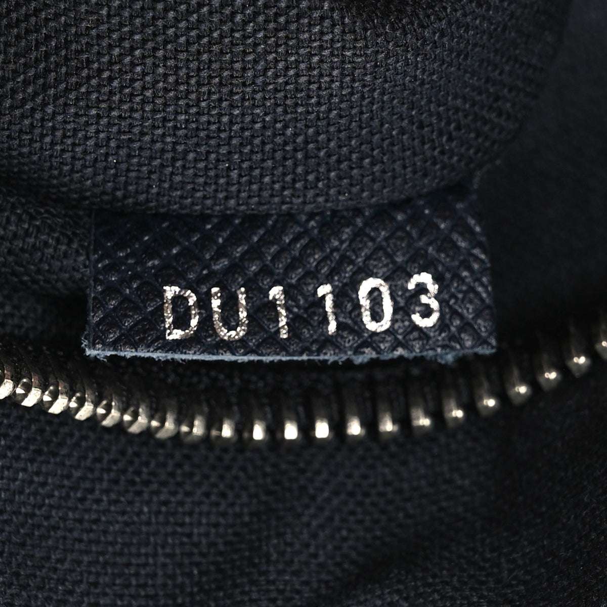 Louis Vuitton Taiga Roman PM Messenger Navy 7 of 10
