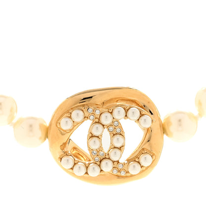 Chanel Pearl Crystal CC Logo Choker Gold White 4 of 5
