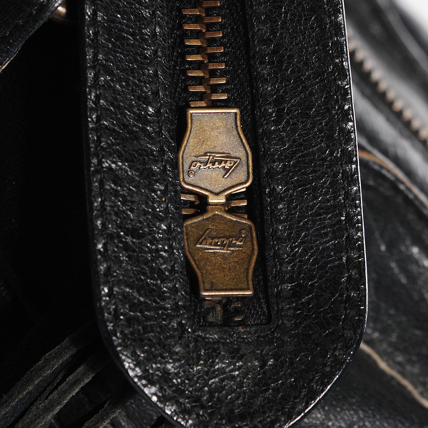 Chevre Classic Hardware City Black