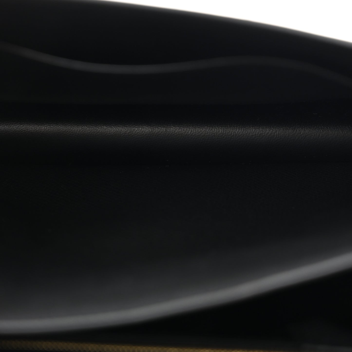 Epsom Constance 24 Black