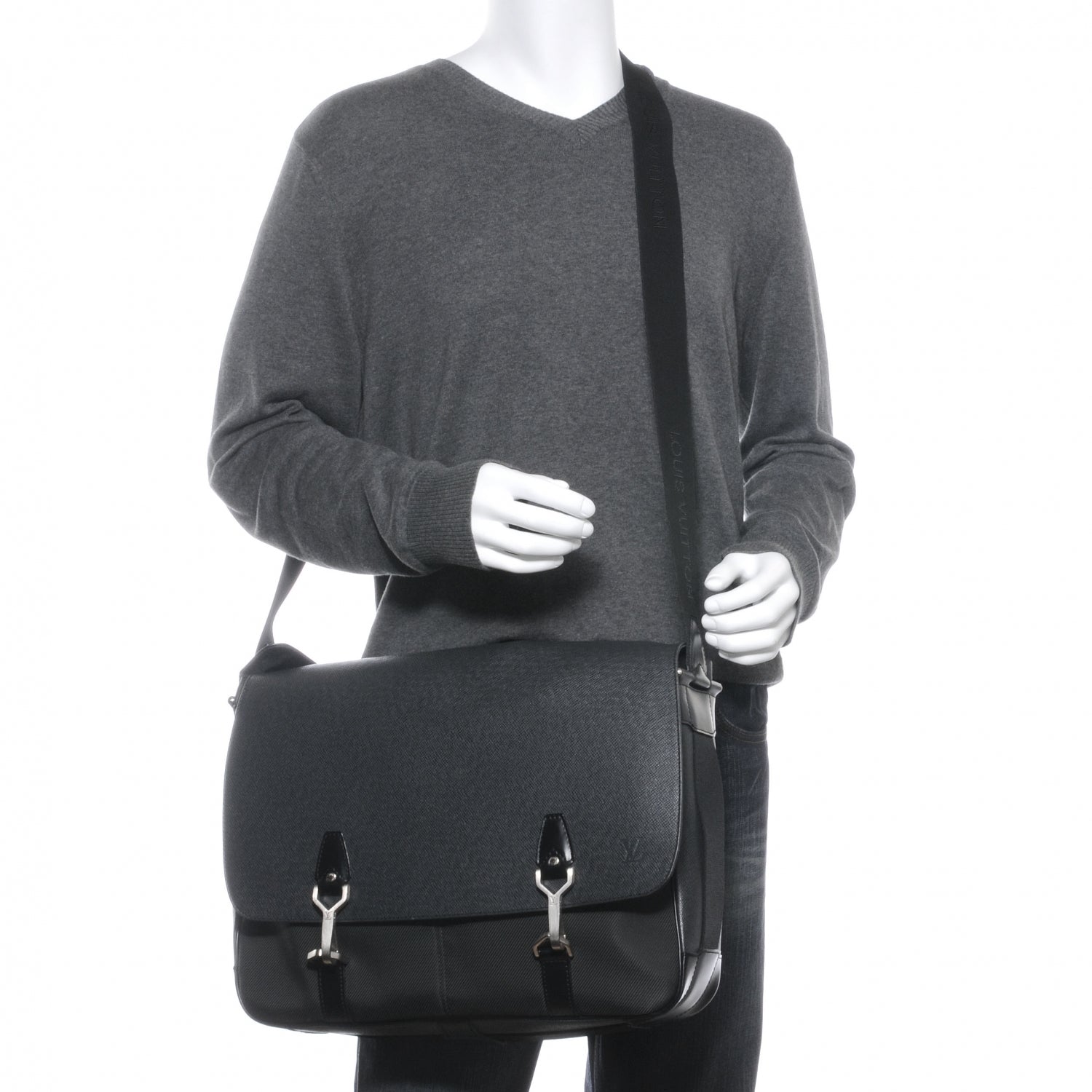 Louis Vuitton Taiga Dersou Messenger Bag Ardoise 2 of 8