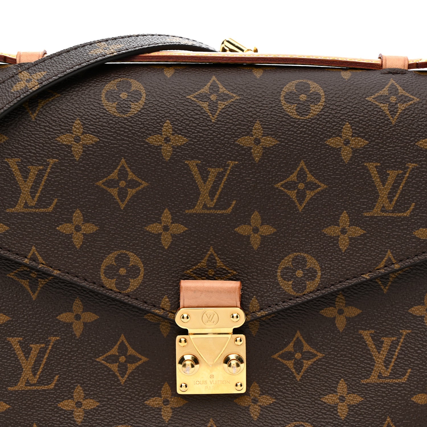Louis Vuitton Monogram Pochette Metis 8 of 10