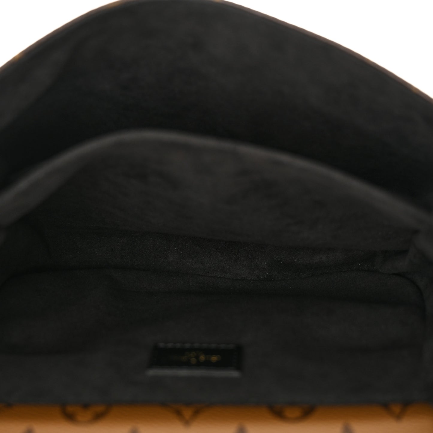 Reverse Monogram Pochette Metis