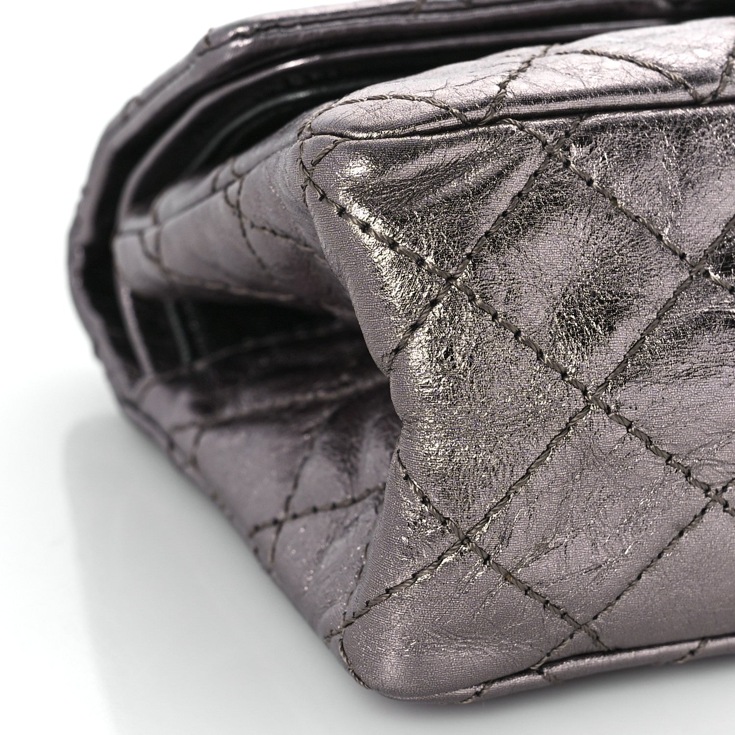 Chanel Metallic Aged Calfskin Quilted 2.55 Reissue 224 Flap Silver 8 of 10