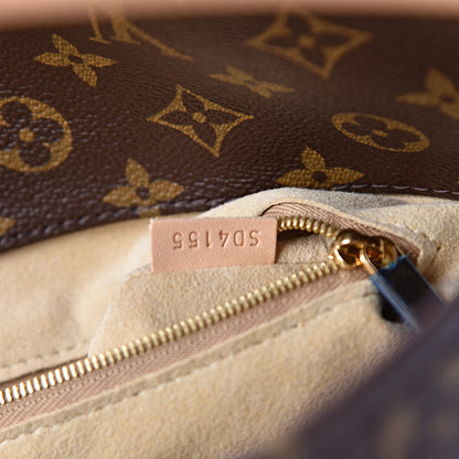 Louis Vuitton Monogram Artsy MM 7 of 9