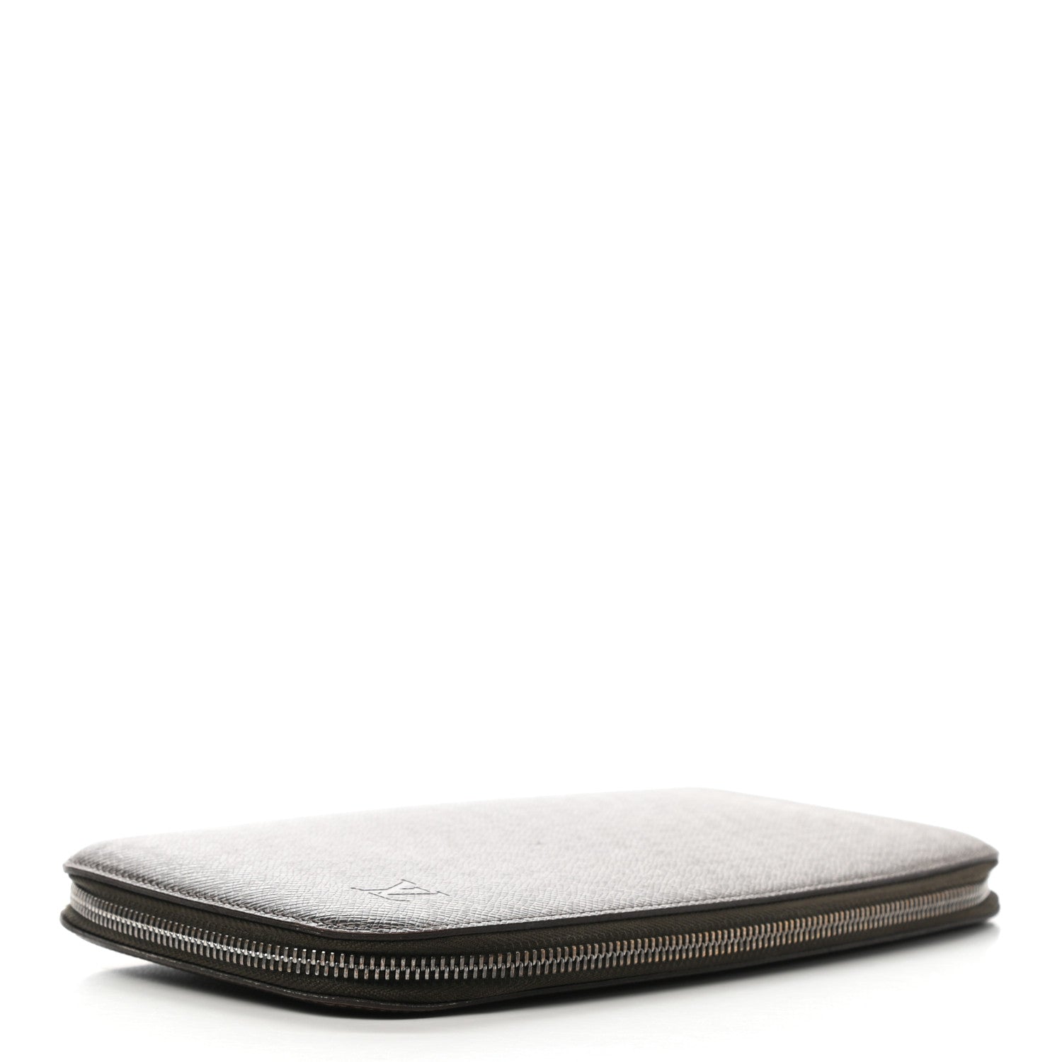 Louis Vuitton Taiga Atoll Travel Organizer Grizzli 4 of 7