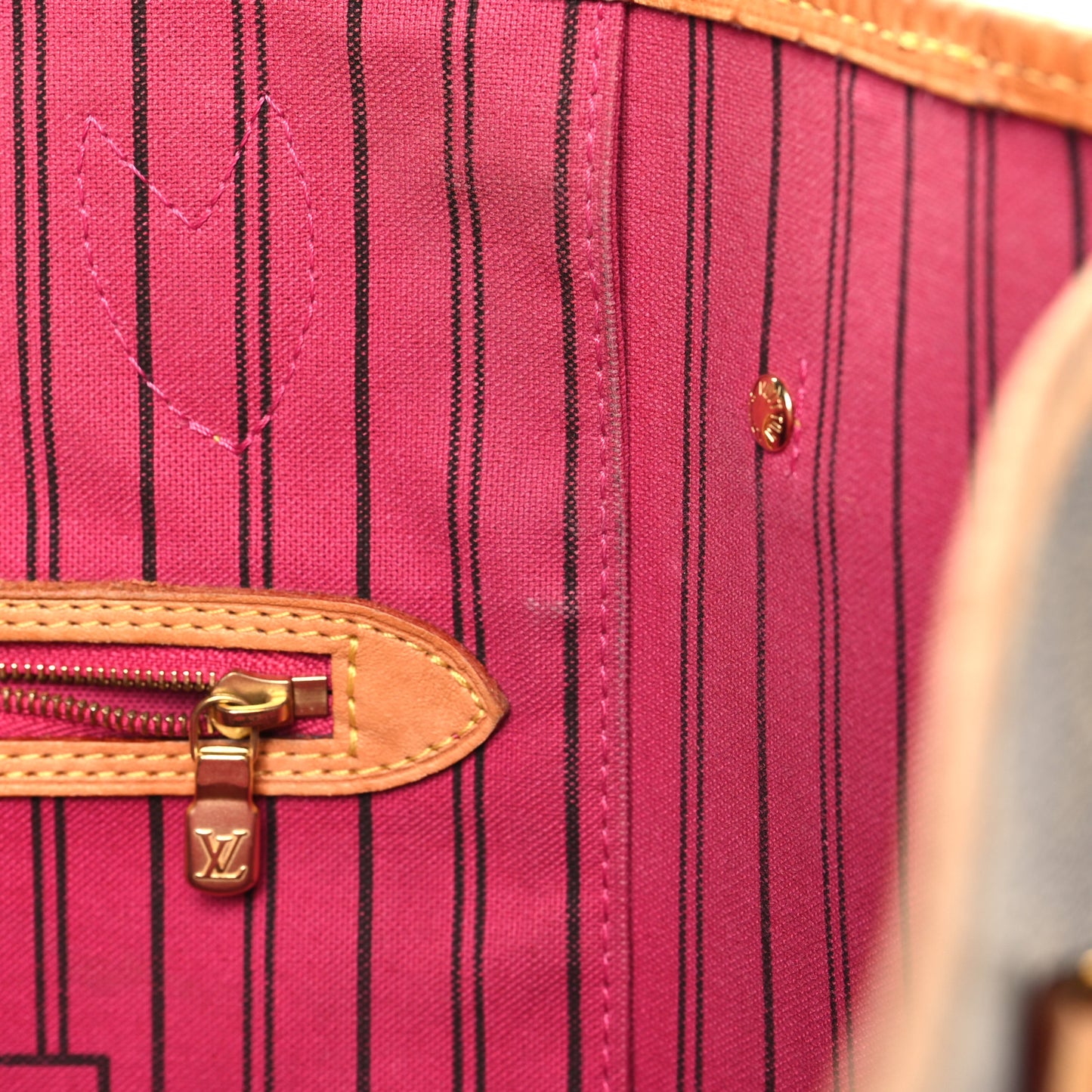 Monogram Neo Neverfull MM Fuchsia