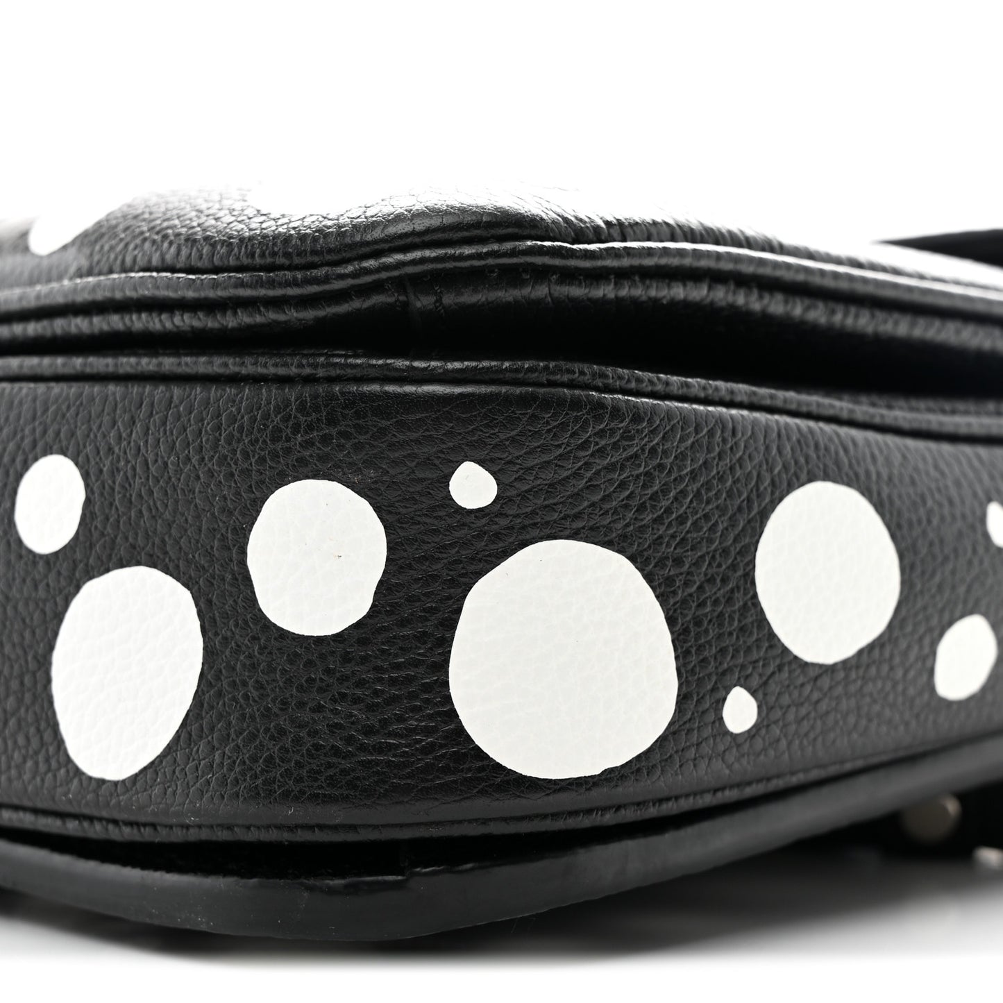 LV X YK Empreinte Monogram Giant Pochette Metis Black