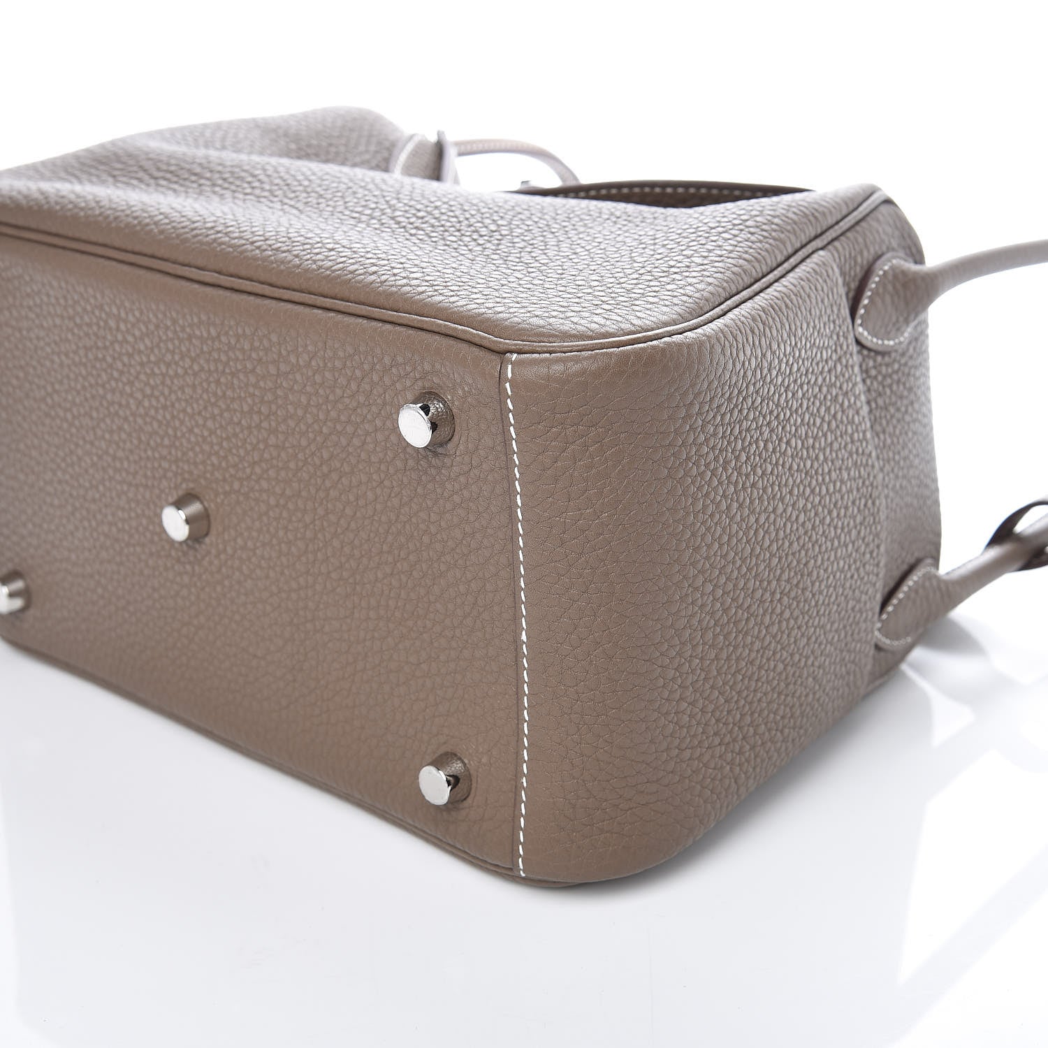 Hermes Taurillon Clemence Lindy 26 Etoupe 6 of 10
