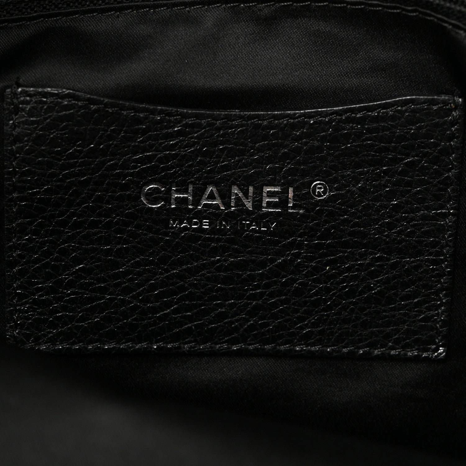 Chanel Glazed Calfskin Large On The Road Tote Black 6 of 10