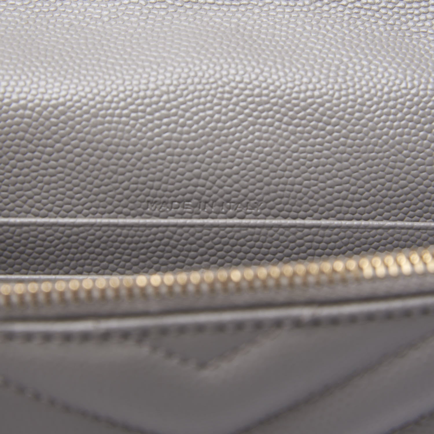 Saint Laurent Grain De Poudre Matelasse Chevron Monogram Envelope Chain Wallet Oyster Grey 8 of 10