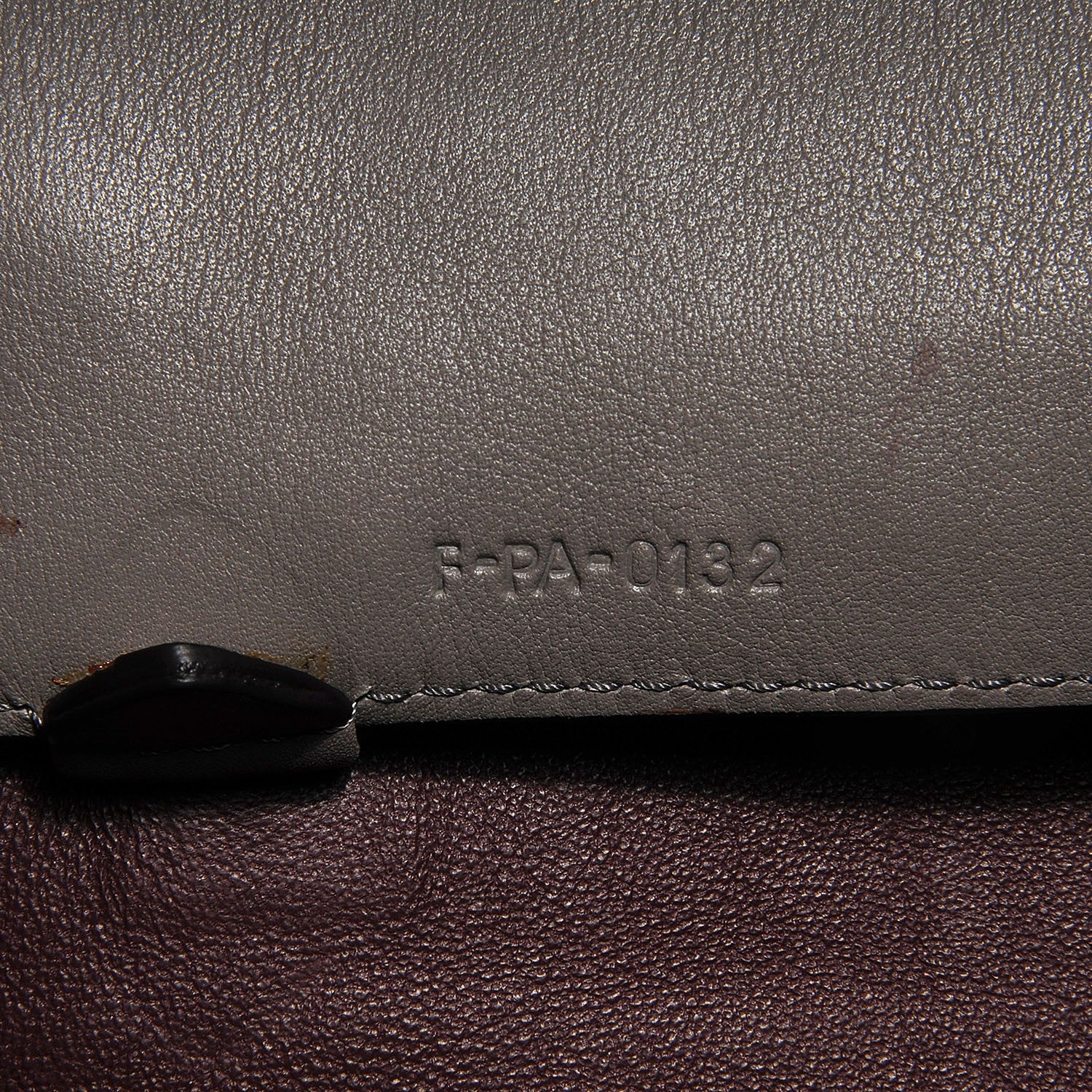 Celine Crocodile Embossed Medium Horizontal Cabas Phantom Grey 7 of 9