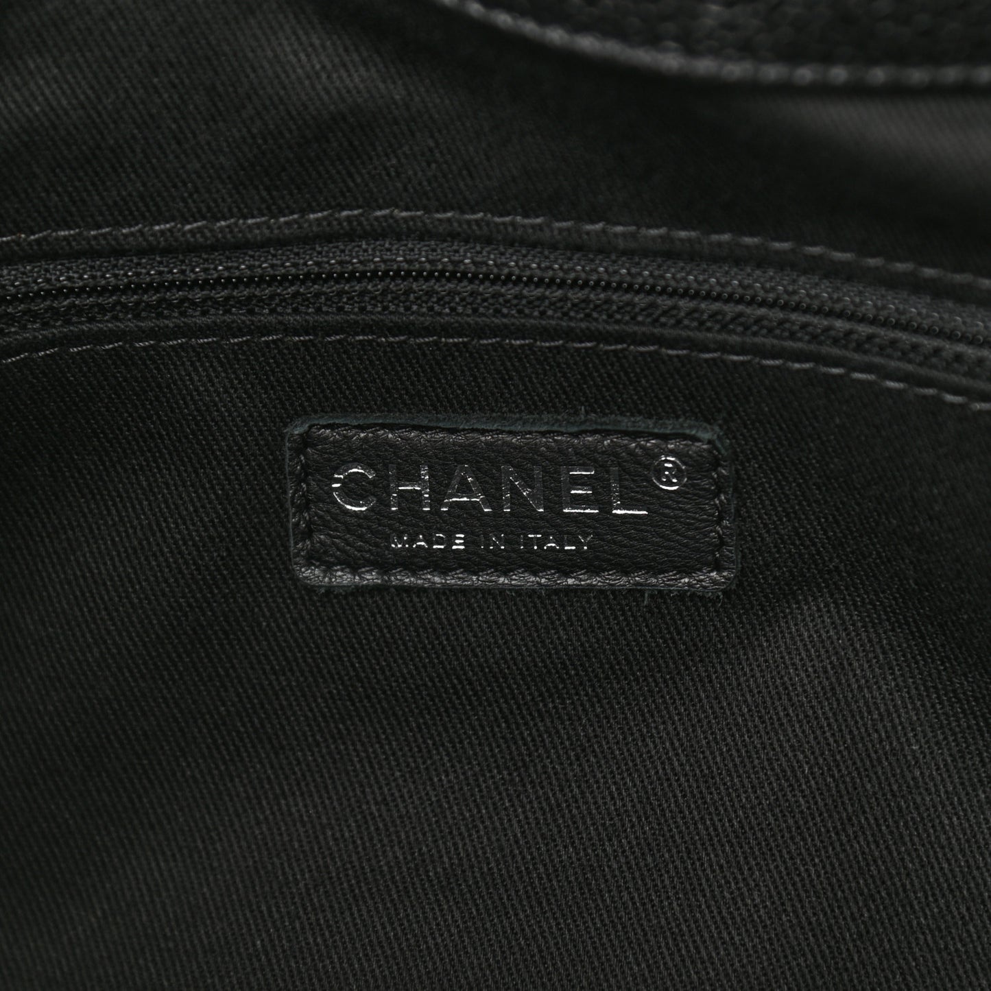 Caviar Quilted CC Timeless Soft Tote Black