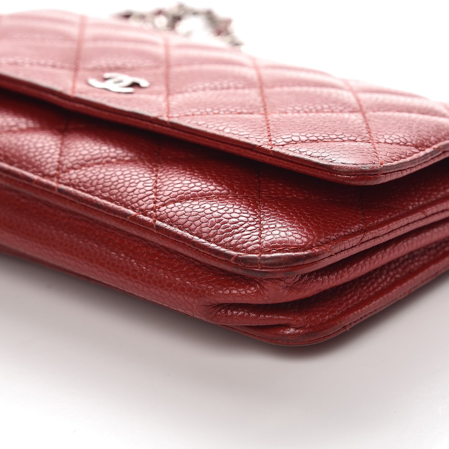 Caviar Quilted Wallet on Chain WOC Red