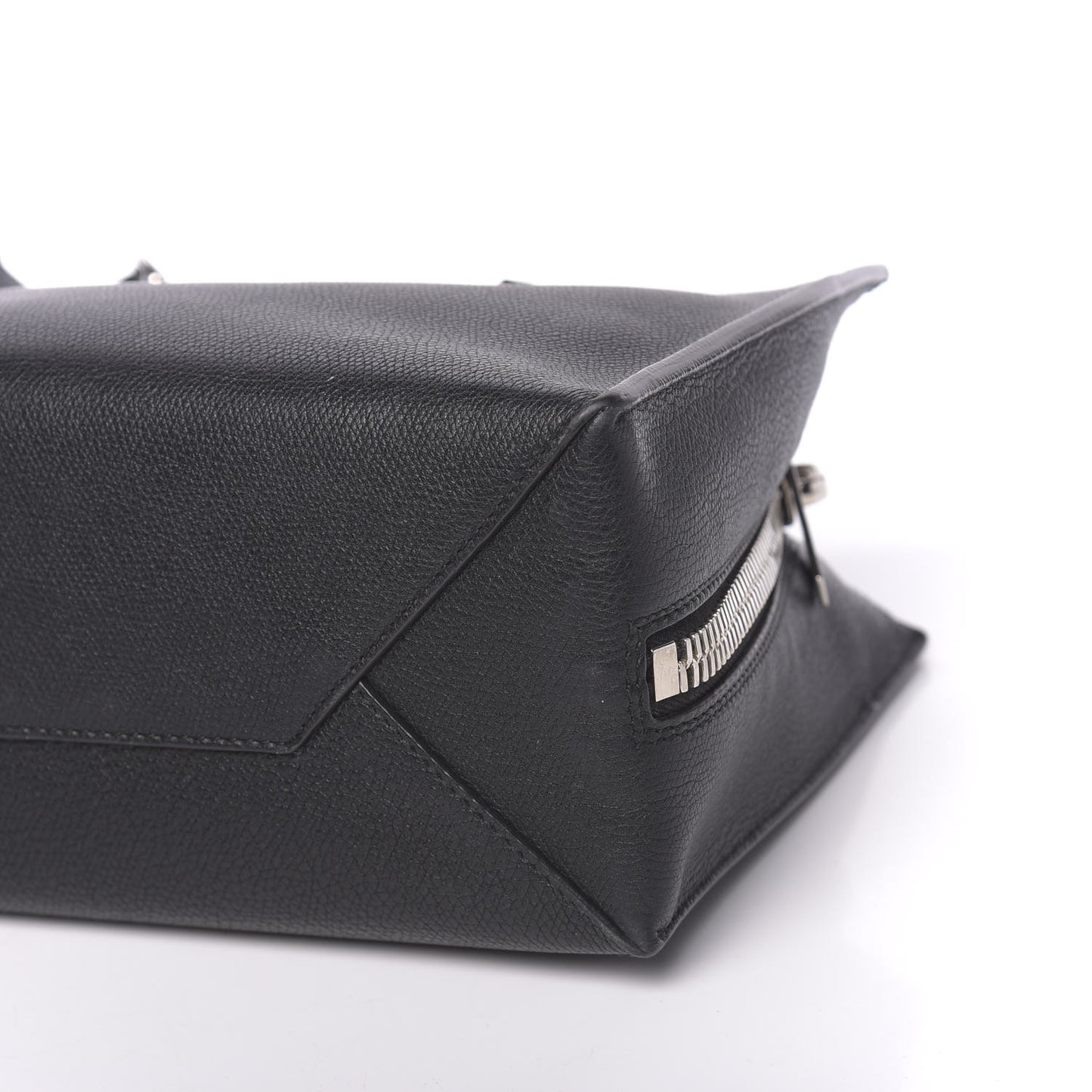 Grained Calfskin Plate Hardware Papier A6 Zip Around Tote Black