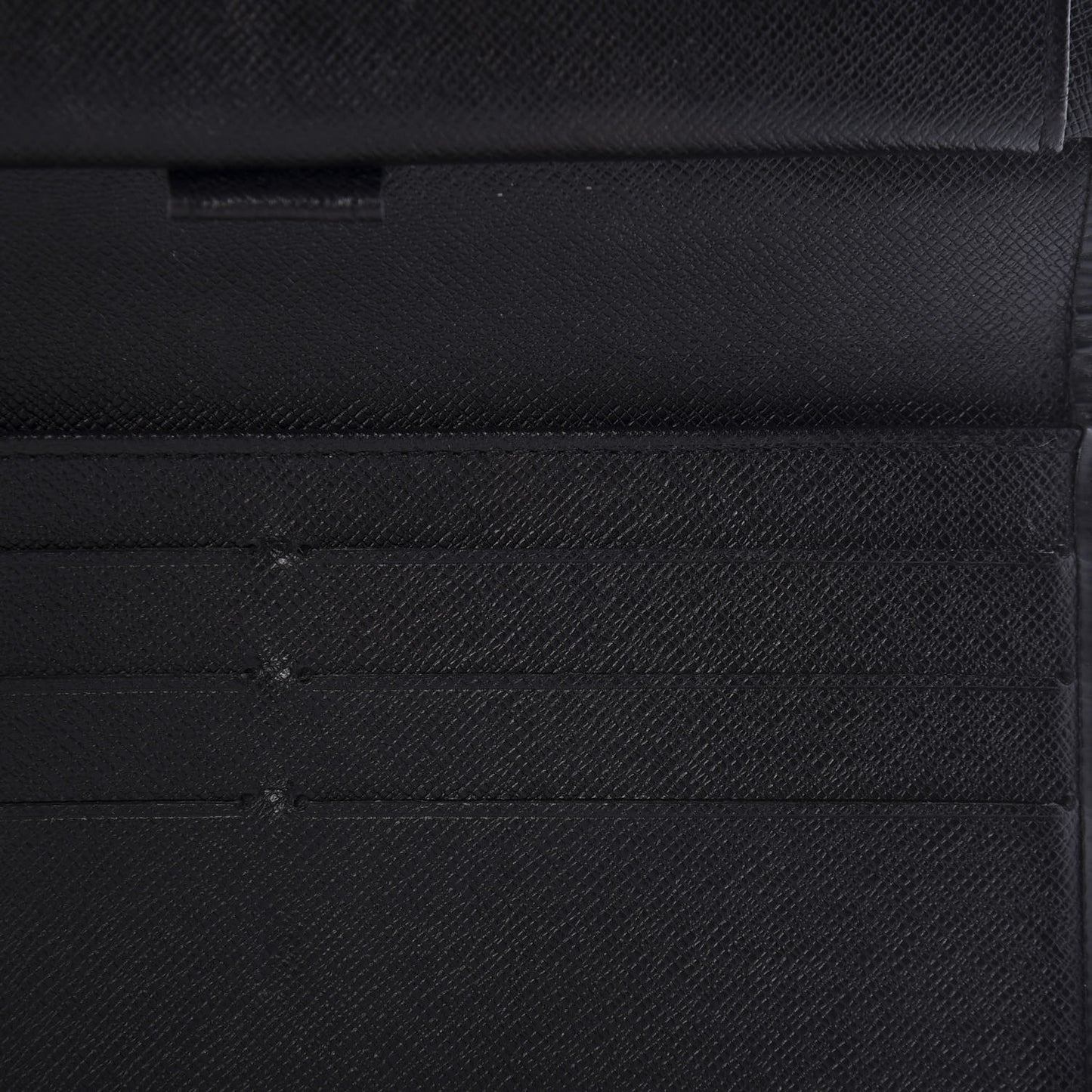 Epi Porte Tresor International Wallet Black