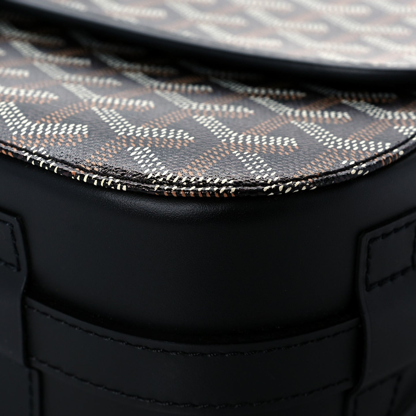 Goyardine Belvedere II MM Messenger Bag Black