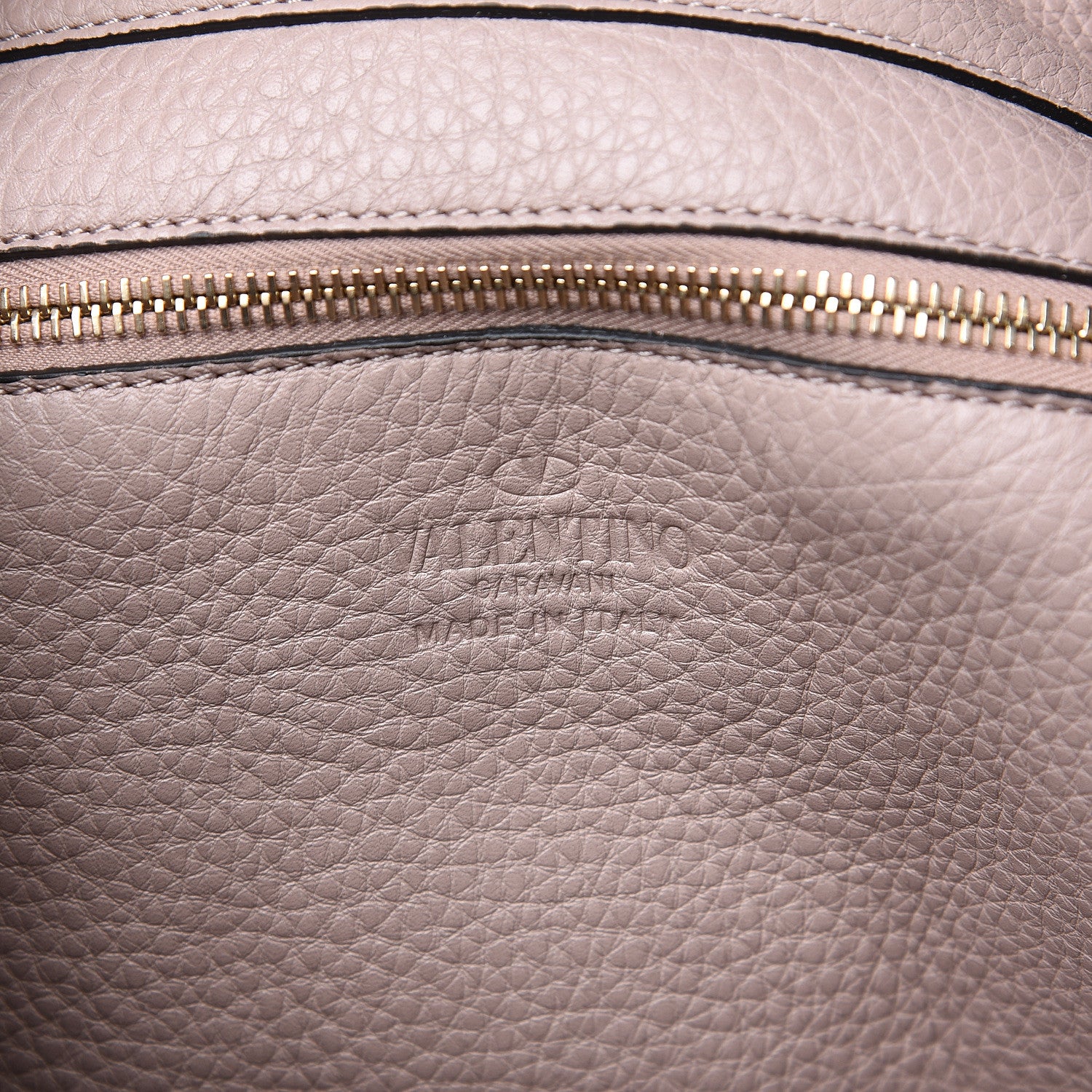 Valentino Garavani Pebbled Calfskin Small Rockstud Flip-Lock Messenger Bag Poudre 5 of 8