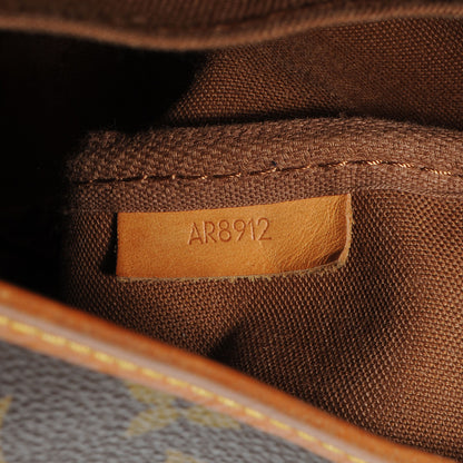 Louis Vuitton Monogram Saumur 43 7 of 7