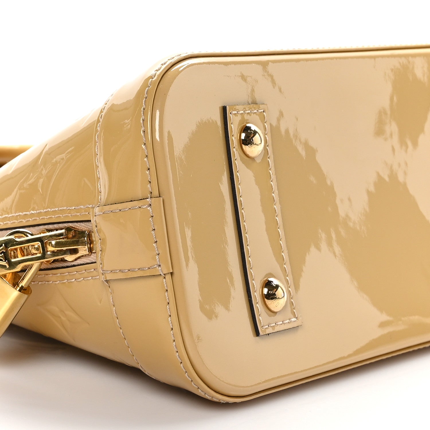 Louis Vuitton Vernis Alma BB Dune 8 of 9