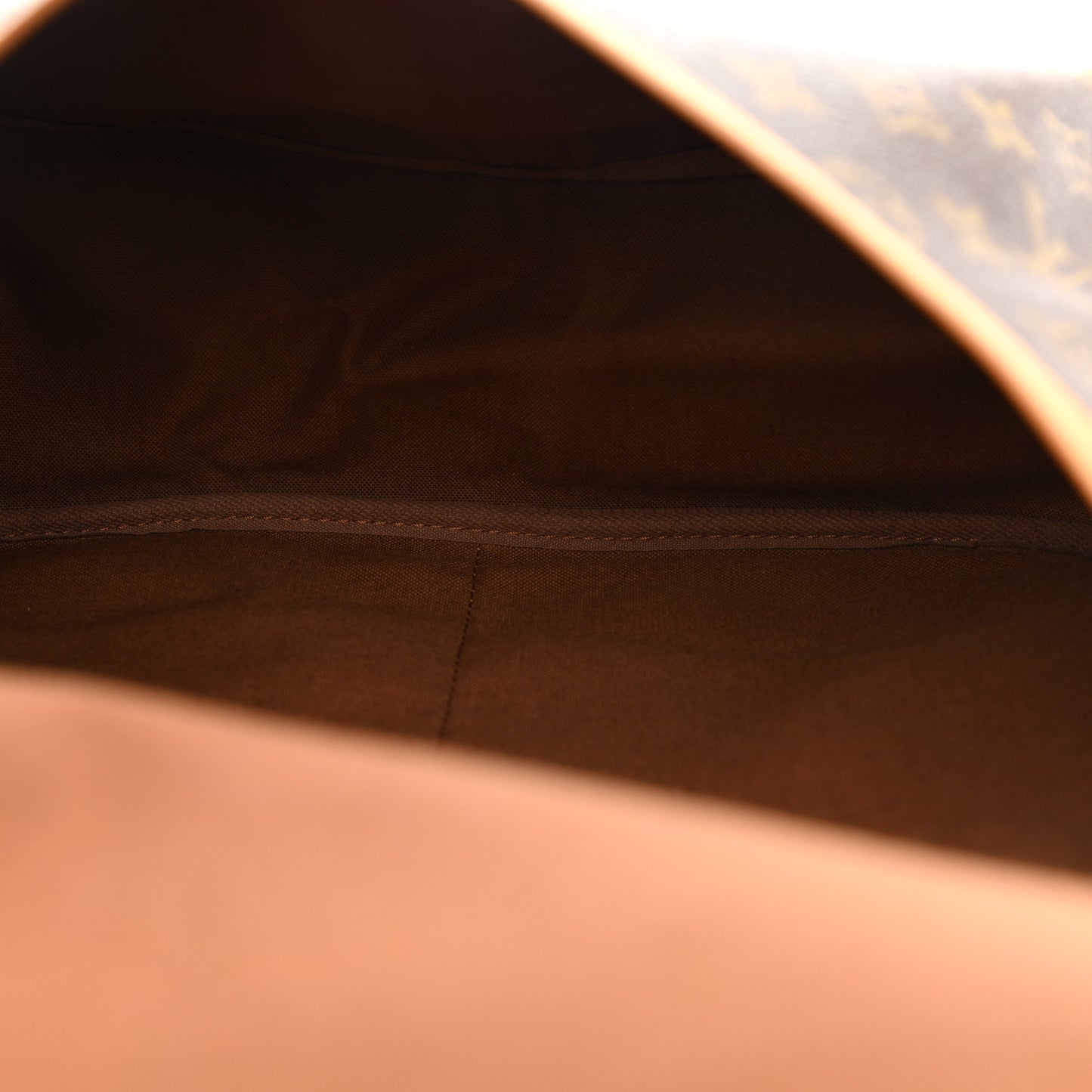 Monogram Saumur 35