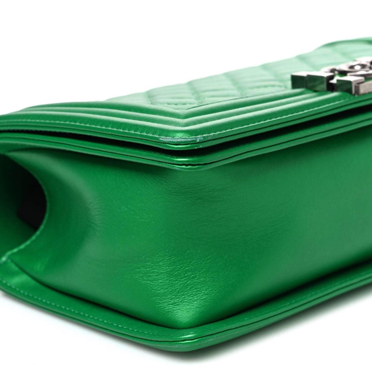 Metallic Calfskin Quilted Medium Boy Flap Green