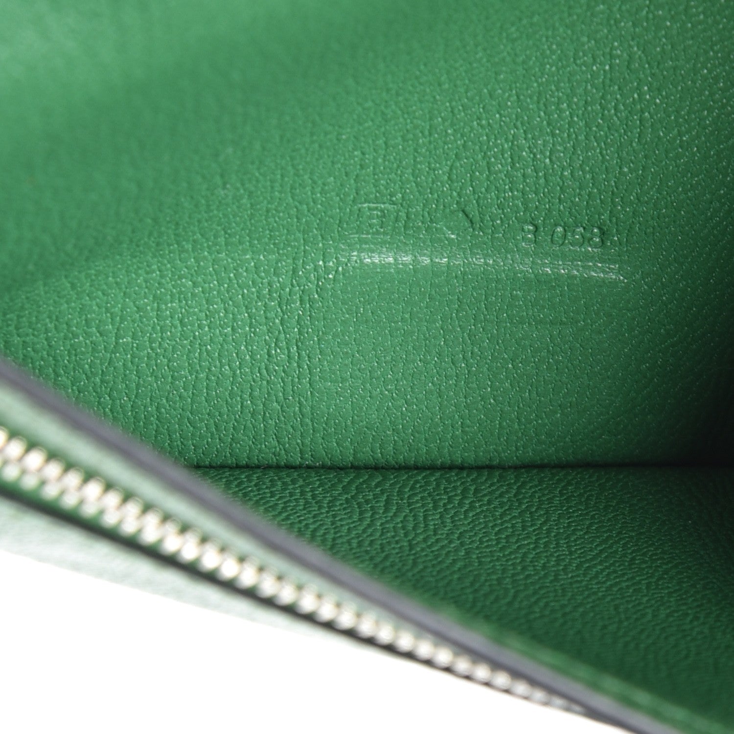 Hermes Matte Alligator Bearn H Wallet Cactus 7 of 8