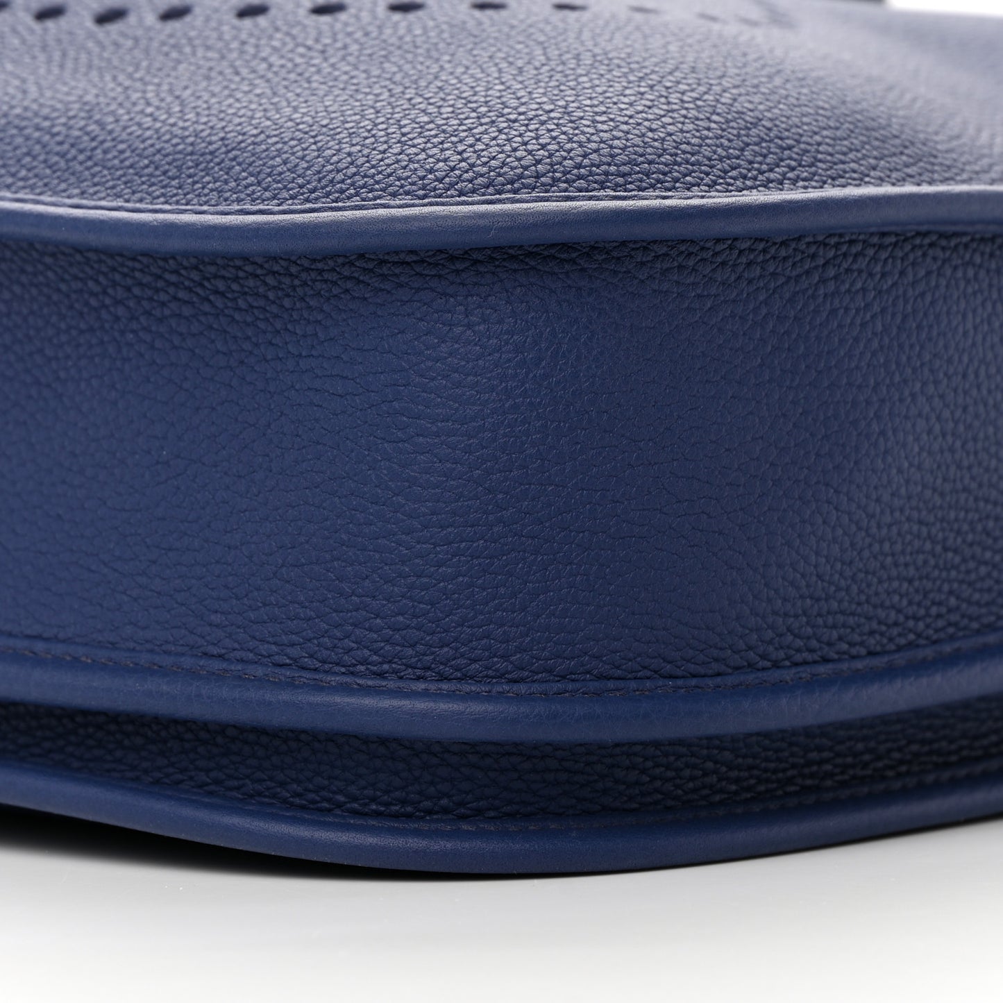 Taurillon Maurice Evelyne III PM Bleu Saphir